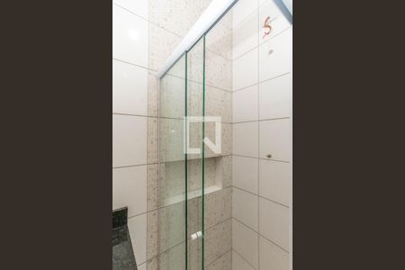 Banheiro de kitnet/studio para alugar com 1 quarto, 42m² em Jardim Iporanga, Guarulhos