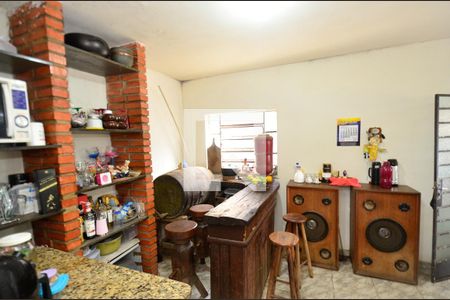 Casa à venda com 320m², 4 quartos e 3 vagas Casa à venda com 320m², 4 quartos e 3 vagasCozinha