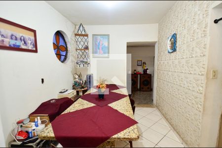 Casa à venda com 320m², 4 quartos e 3 vagas Casa à venda com 320m², 4 quartos e 3 vagasCopa