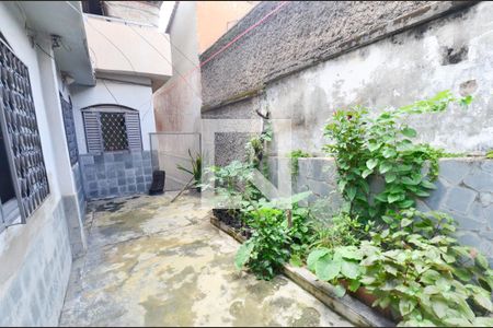 Casa à venda com 320m², 4 quartos e 3 vagas Casa à venda com 320m², 4 quartos e 3 vagasArea de externa