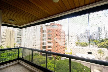 Varanda de apartamento para alugar com 3 quartos, 155m² em Vila Uberabinha, São Paulo