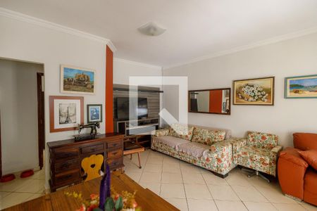 Sala de casa para alugar com 3 quartos, 230m² em Jardim do Sol, Taubaté