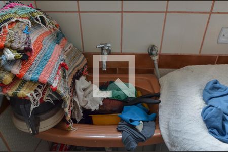 Casa de condomínio à venda com 80m², 2 quartos e 1 vagaÁrea de Serviço