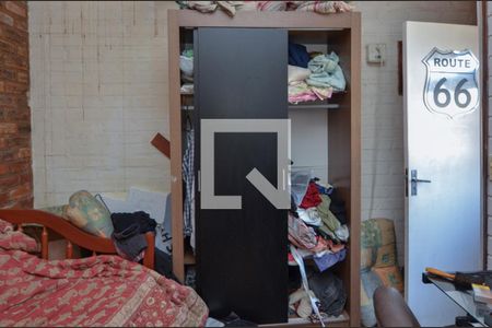 Casa de condomínio à venda com 80m², 2 quartos e 1 vagaQuarto