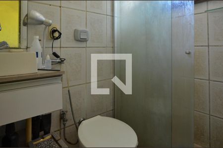 Casa de condomínio à venda com 80m², 2 quartos e 1 vagaBanheiro