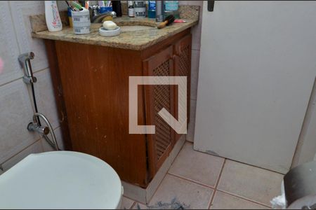 Casa de condomínio à venda com 80m², 2 quartos e 1 vagaBanheiro da Suíte