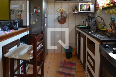 Casa de condomínio à venda com 80m², 2 quartos e 1 vagaCozinha