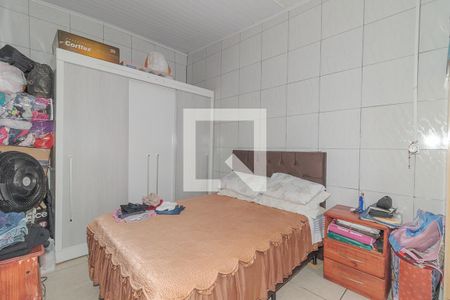 Casa à venda com 180m², 4 quartos e 3 vagas Casa à venda com 180m², 4 quartos e 3 vagasQuarto casa fundos