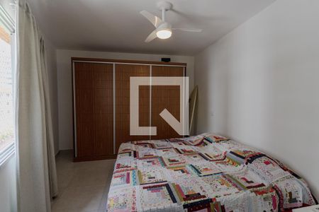 Quarto Suíte de apartamento para alugar com 2 quartos, 70m² em Vila Alzira, Guarujá
