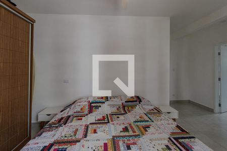 Quarto Suíte de apartamento para alugar com 2 quartos, 70m² em Vila Alzira, Guarujá