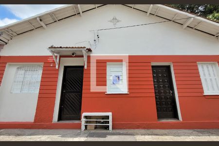 Fachada de casa para alugar com 2 quartos, 70m² em Centro, Santo André