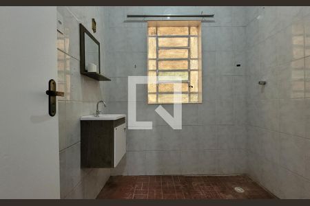 Casa para alugar com 70m², 2 quartos e sem vaga Casa para alugar com 70m², 2 quartos e sem vagaBanheiro