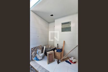 Casa à venda com 176m², 4 quartos e 2 vagas Casa à venda com 176m², 4 quartos e 2 vagasÁrea de Serviço