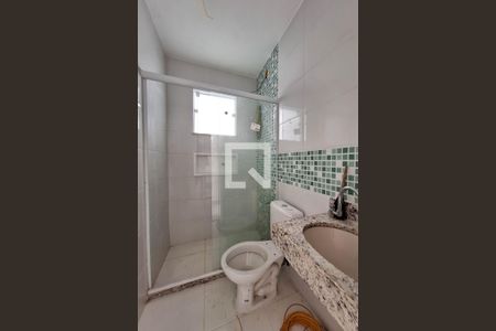 Casa à venda com 176m², 4 quartos e 2 vagas Casa à venda com 176m², 4 quartos e 2 vagasBanheiro Social