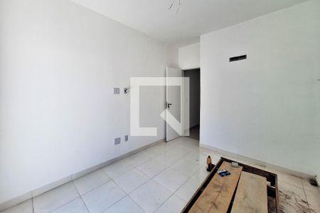 Casa à venda com 176m², 4 quartos e 2 vagas Casa à venda com 176m², 4 quartos e 2 vagasQuarto