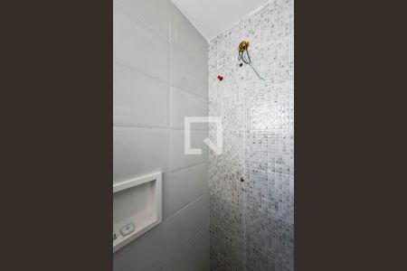 Casa à venda com 176m², 4 quartos e 2 vagas Casa à venda com 176m², 4 quartos e 2 vagasBanheiro de serviço