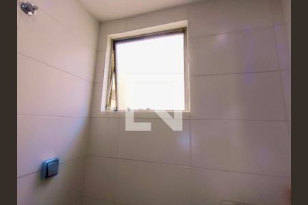 Apartamento à venda com 75m², 3 quartos e 1 vagaBanheiro social 