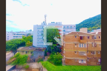 Sala vista  de apartamento à venda com 3 quartos, 75m² em Jardim Botânico, Rio de Janeiro