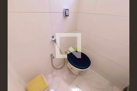 Apartamento à venda com 75m², 3 quartos e 1 vagaBanheiro social 