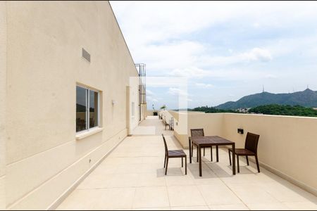 Apartamento para alugar com 32m², 2 quartos e sem vaga Apartamento para alugar com 32m², 2 quartos e sem vagaTerraço