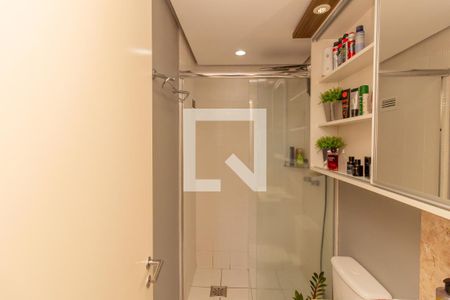 Apartamento à venda com 73m², 2 quartos e 1 vaga Apartamento à venda com 73m², 2 quartos e 1 vagaBanheiro da Suíte