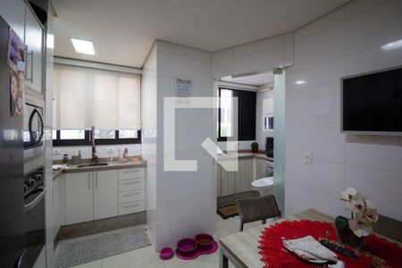 Sala de apartamento à venda com 2 quartos, 69m² em Itaquera, São Paulo
