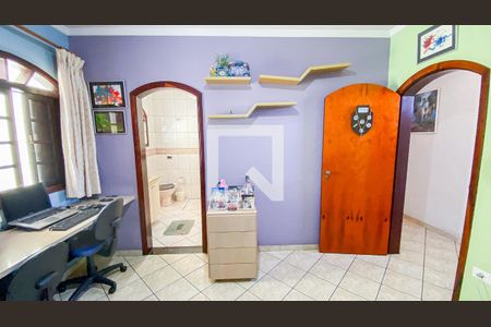 Casa à venda com 280m², 4 quartos e 4 vagasSuite 2