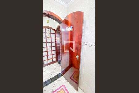 Casa à venda com 280m², 4 quartos e 4 vagasLavabo