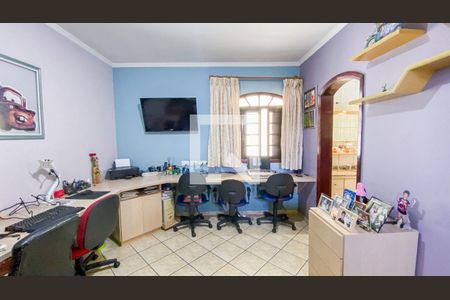 Casa à venda com 280m², 4 quartos e 4 vagasSuite 2