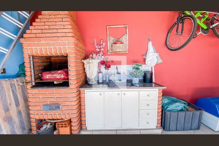 Casa à venda com 280m², 4 quartos e 4 vagasÁrea de Serviço - Churrasqueira - Quintal