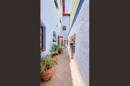 Casa à venda com 280m², 4 quartos e 4 vagasCorredor - Quintal