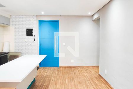 Sala de apartamento para alugar com 2 quartos, 48m² em Parque Erasmo Assunção, Santo André