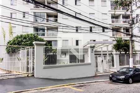 Apartamento à venda com 65m², 3 quartos e 2 vagasFachada e portaria