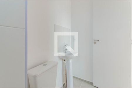 Banheiro de apartamento para alugar com 1 quarto, 24m² em Sé, São Paulo