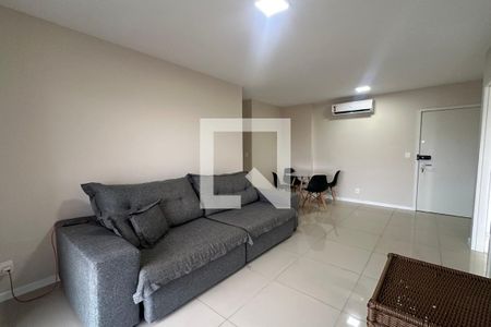 Sala de apartamento para alugar com 2 quartos, 88m² em Jacarepaguá, Rio de Janeiro