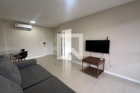 Sala de apartamento para alugar com 2 quartos, 88m² em Jacarepaguá, Rio de Janeiro