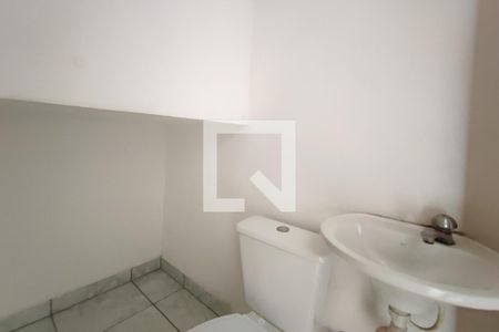 Casa para alugar com 75m², 2 quartos e 1 vagaLavabo
