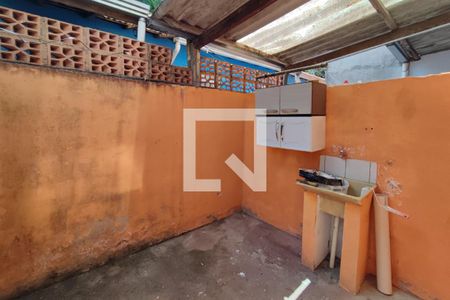 Casa para alugar com 75m², 2 quartos e 1 vagaÁrea de Serviço
