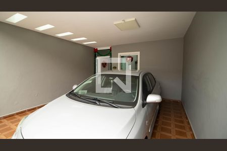 Casa à venda com 125m², 3 quartos e 4 vagas Casa à venda com 125m², 3 quartos e 4 vagasGaragem