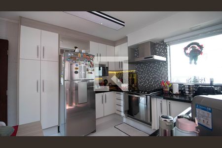 Casa à venda com 125m², 3 quartos e 4 vagas Casa à venda com 125m², 3 quartos e 4 vagasCozinha - Armários