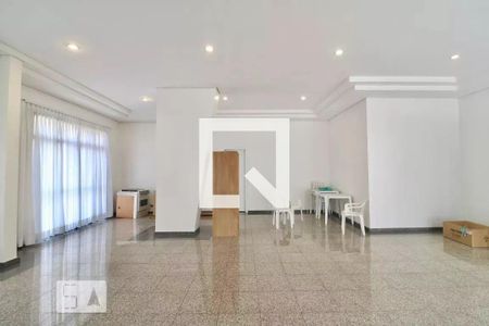 Apartamento para alugar com 37m², 1 quarto e sem vaga Apartamento para alugar com 37m², 1 quarto e sem vagaÁrea comum - Salão de festas