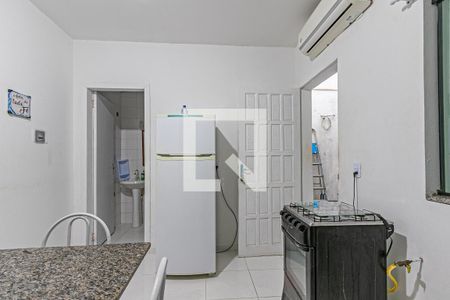 Sala/Cozinha de casa para alugar com 1 quarto, 42m² em Forquilhinhas, São José