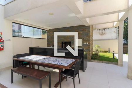 Apartamento à venda com 192m², 3 quartos e 4 vagasChurrasqueira