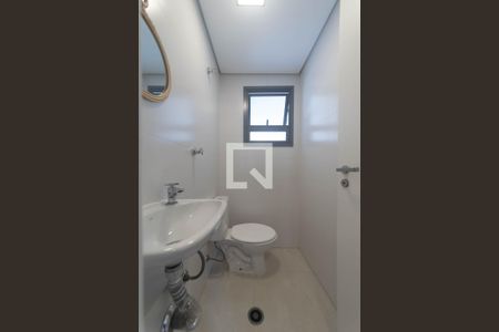 Apartamento à venda com 192m², 3 quartos e 4 vagasBanheiro de Serviço