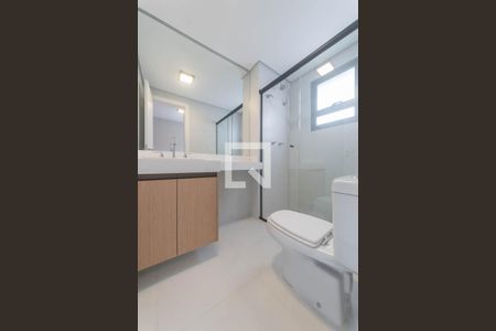 Apartamento à venda com 192m², 3 quartos e 4 vagasBanheiro da Suíte 2