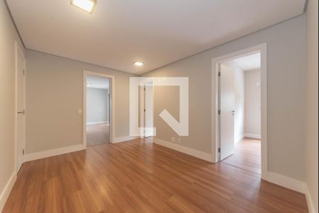 Apartamento à venda com 192m², 3 quartos e 4 vagasSala de TV