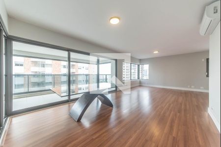 Sala de apartamento à venda com 3 quartos, 192m² em Campo Belo, São Paulo