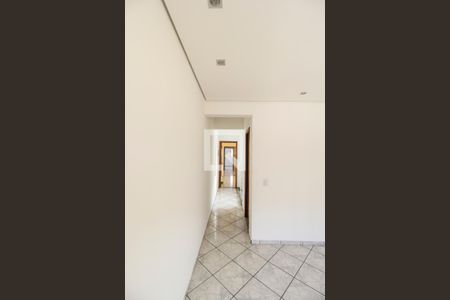 Corredor de casa à venda com 3 quartos, 238m² em Boa Vista, Barueri