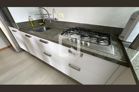 Apartamento para alugar com 62m², 2 quartos e 2 vagasCozinha
