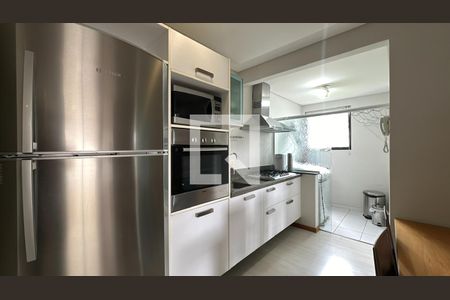 Apartamento para alugar com 62m², 2 quartos e 2 vagasCozinha